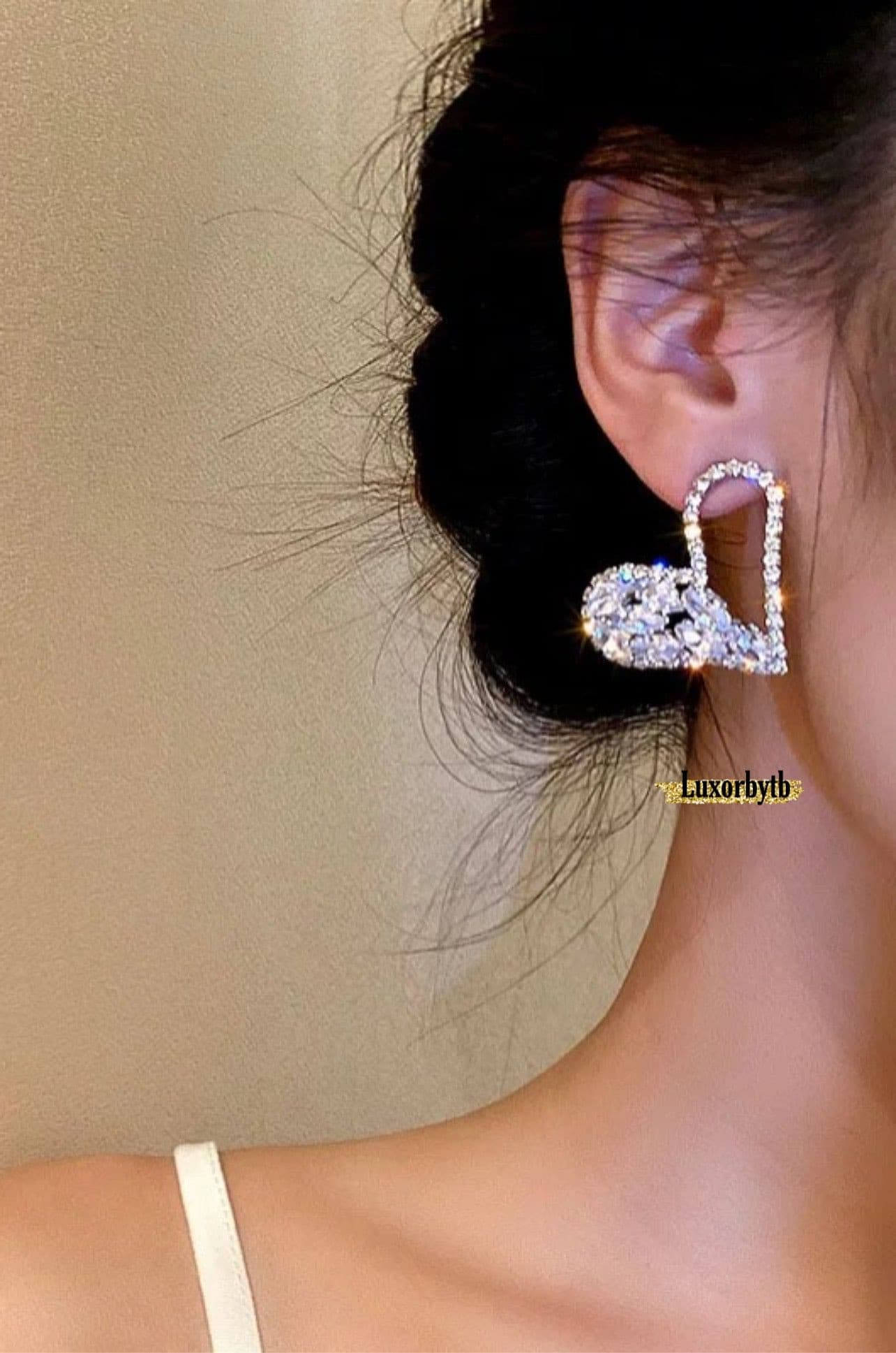 Heart Diamond Earrings.